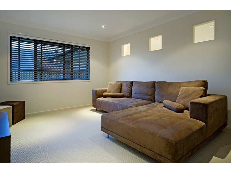 25 Conestoga Way, Upper Coomera QLD 4209