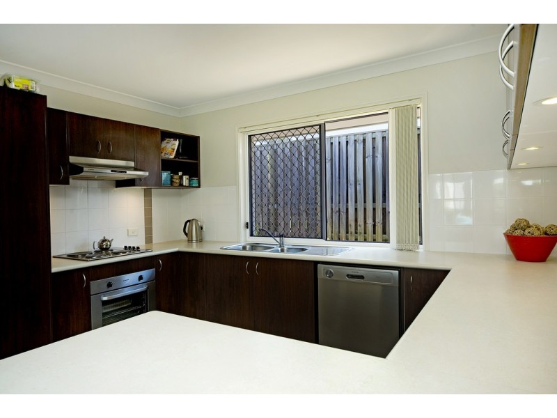 19 Slipstream Road, Coomera Waters QLD 4209