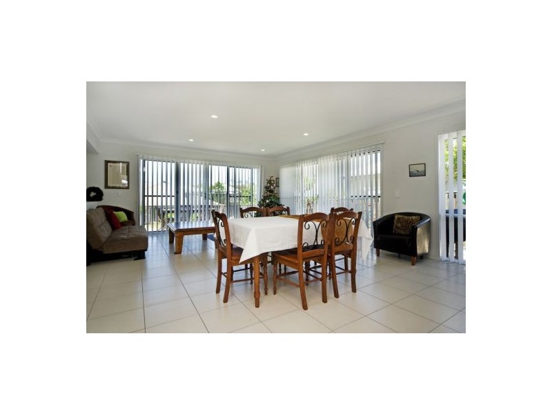 2 CRUSADE COURT, Coomera Waters QLD 4209