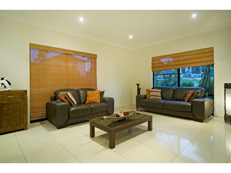 21 Slipstream Road, Coomera Waters QLD 4209