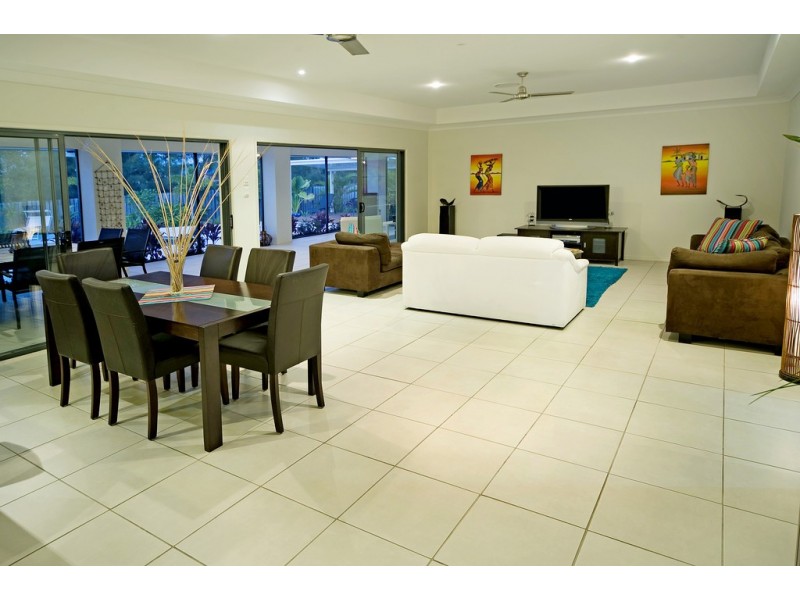 12 Seawind Road, Coomera Waters QLD 4209
