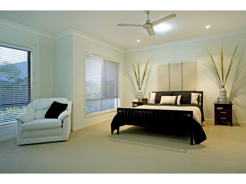 12 Seawind Road, Coomera Waters QLD 4209