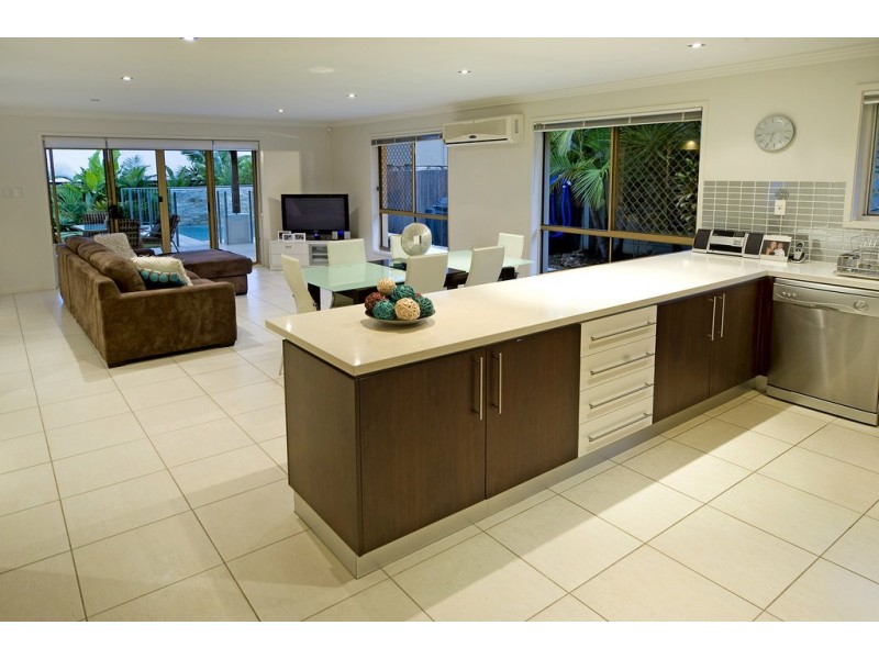 18 Beau Geste Place, Coomera Waters QLD 4209