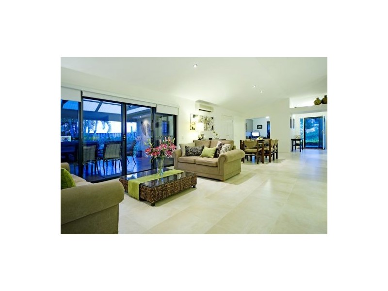 7 Rani Avenue, Coomera Waters QLD 4209