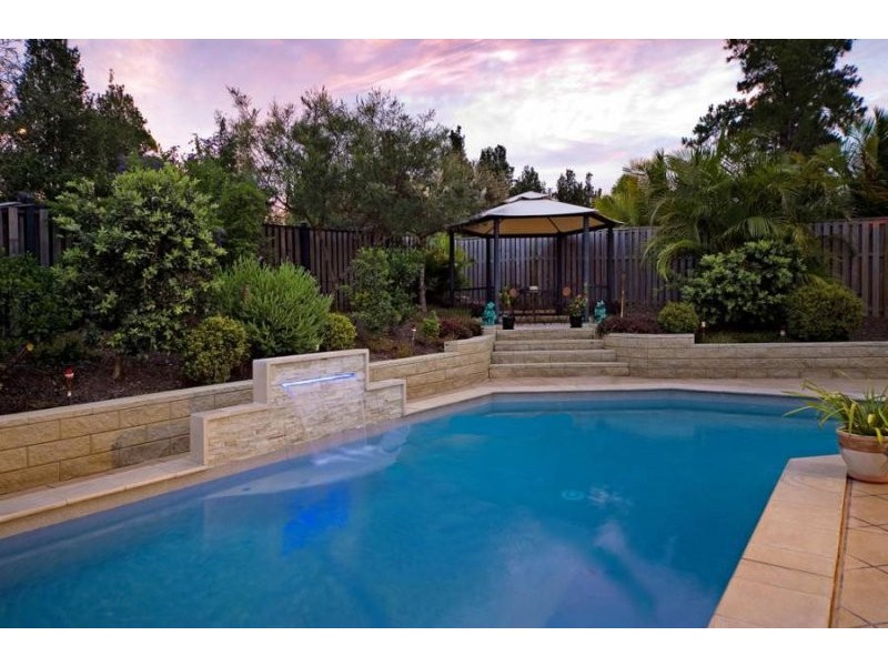 18 Sailaway Court, Coomera Waters QLD 4209