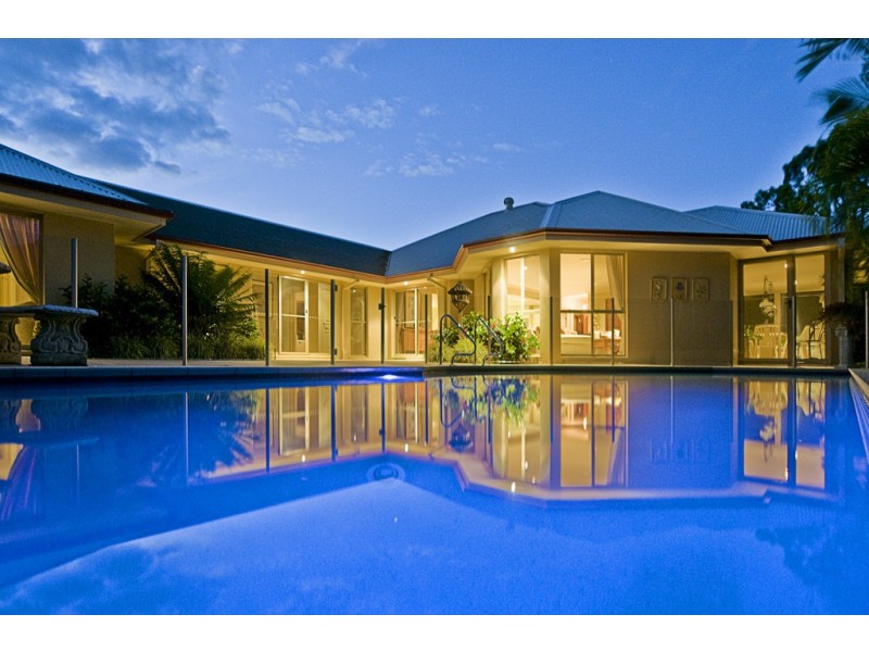 Coomera Waters QLD 4209