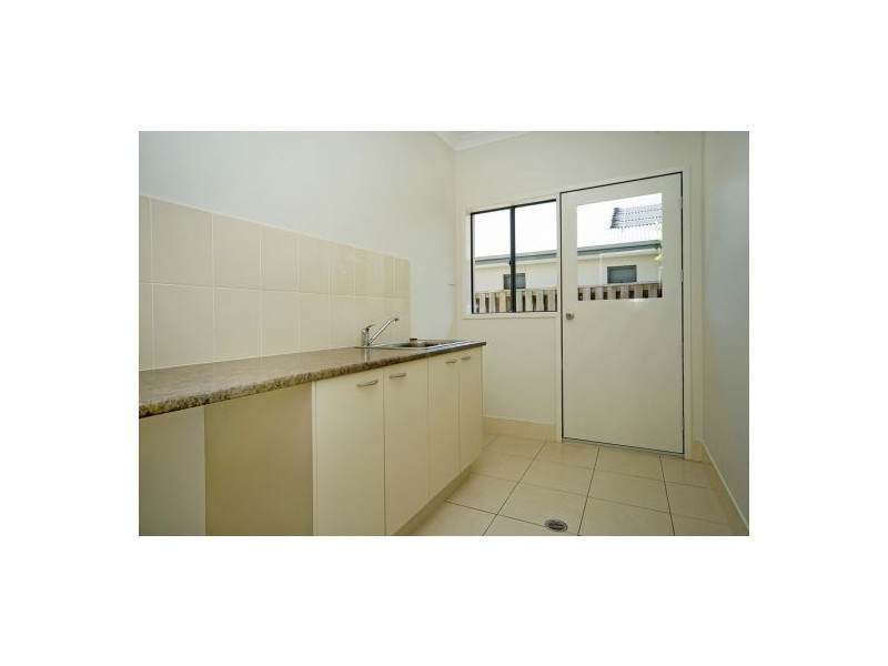 8 Iceberg Lane, Coomera Waters QLD 4209