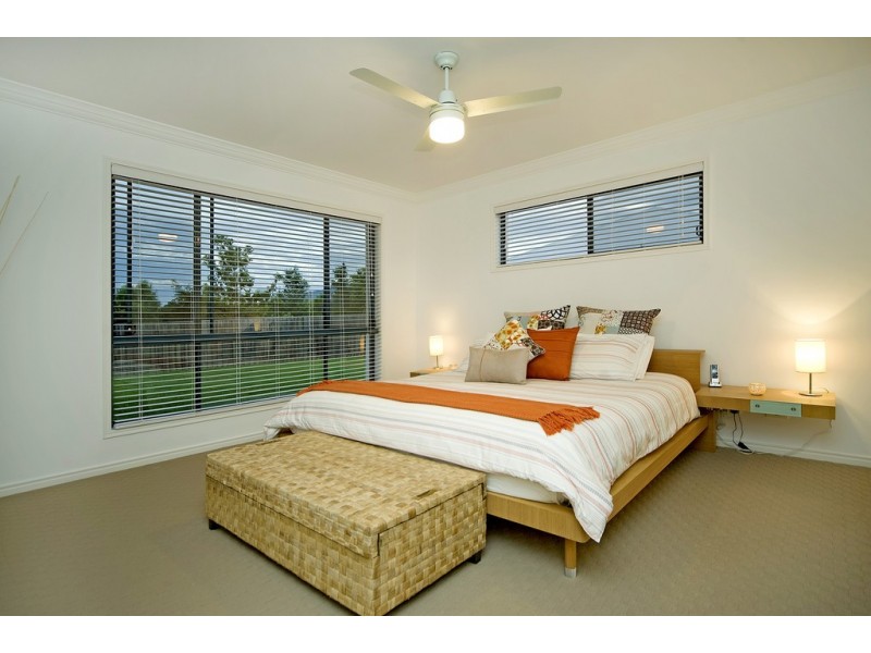 12 Astor Terrace, Coomera Waters QLD 4209