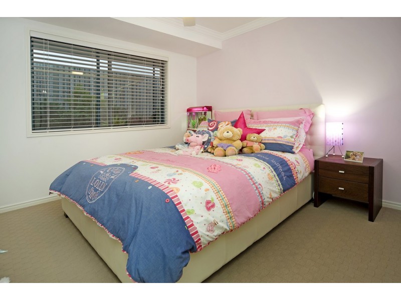 12 Astor Terrace, Coomera Waters QLD 4209