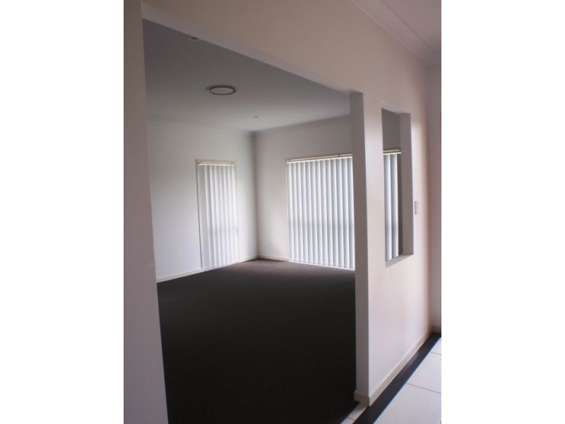 18 Rivermill Terrace, Upper Coomera QLD 4209