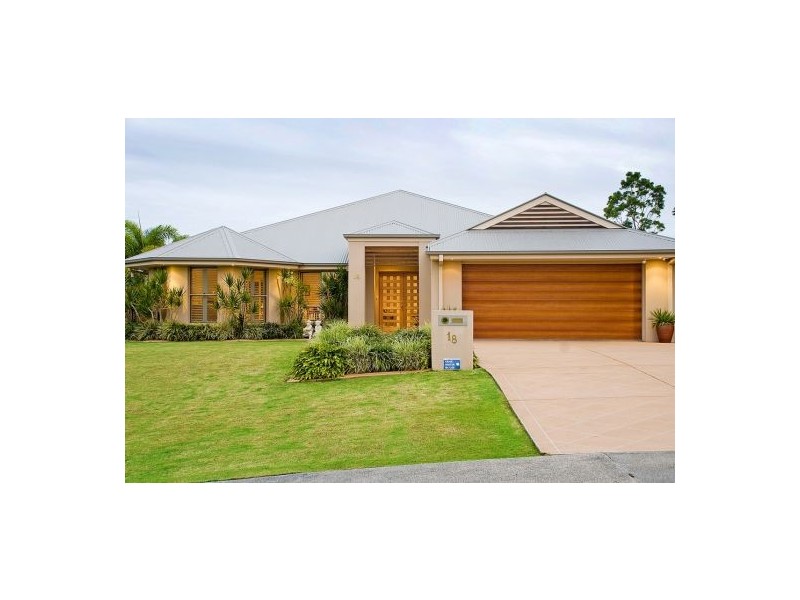 18 Crusade Court, Coomera Waters QLD 4209