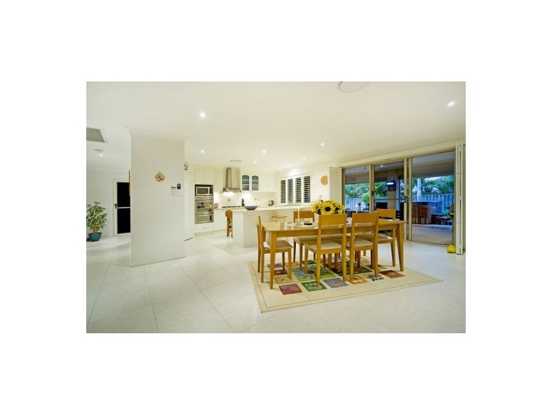 18 Crusade Court, Coomera Waters QLD 4209