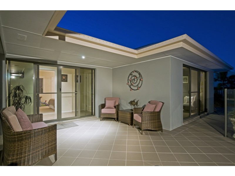5 Ragamuffin Drive West, Coomera Waters QLD 4209