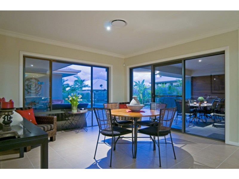 5 Ragamuffin Drive West, Coomera Waters QLD 4209
