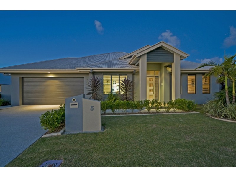 5 Ragamuffin Drive West, Coomera Waters QLD 4209