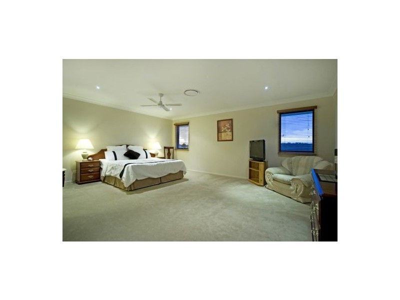 32 Ceil Circuit, Coomera Waters QLD 4209