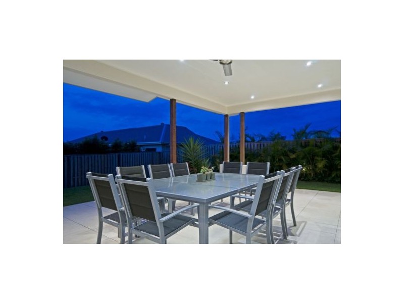 19 Ceil Circuit, Coomera Waters QLD 4209