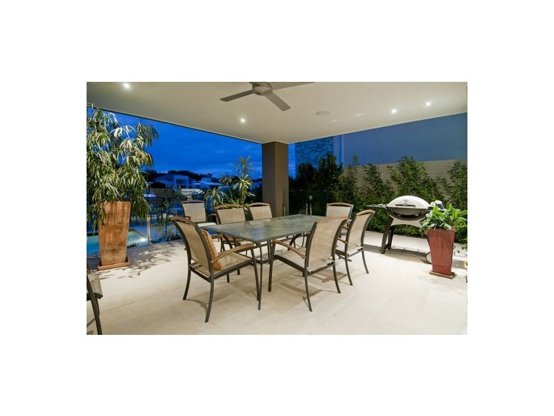 42 Buccaneer Way, Coomera Waters QLD 4209