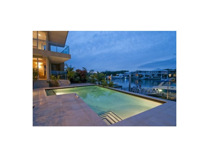 42 Buccaneer Way, Coomera Waters QLD 4209