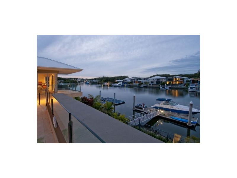 42 Buccaneer Way, Coomera Waters QLD 4209