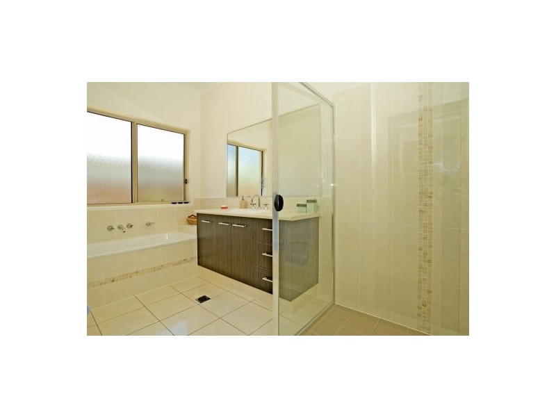 33 Elusive Road, Coomera Waters QLD 4209