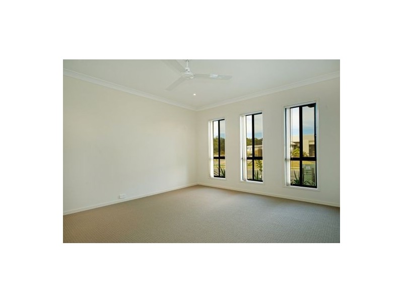 20 Daintree Drive, Coomera QLD 4209