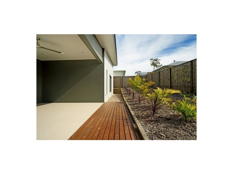 20 Daintree Drive, Coomera QLD 4209