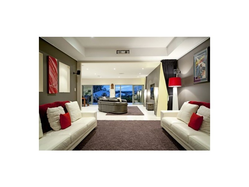 8 Mistral Lane, Coomera Waters QLD 4209