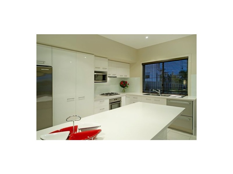 8 Mistral Lane, Coomera Waters QLD 4209