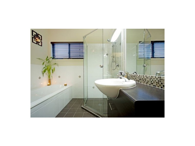 8 Mistral Lane, Coomera Waters QLD 4209