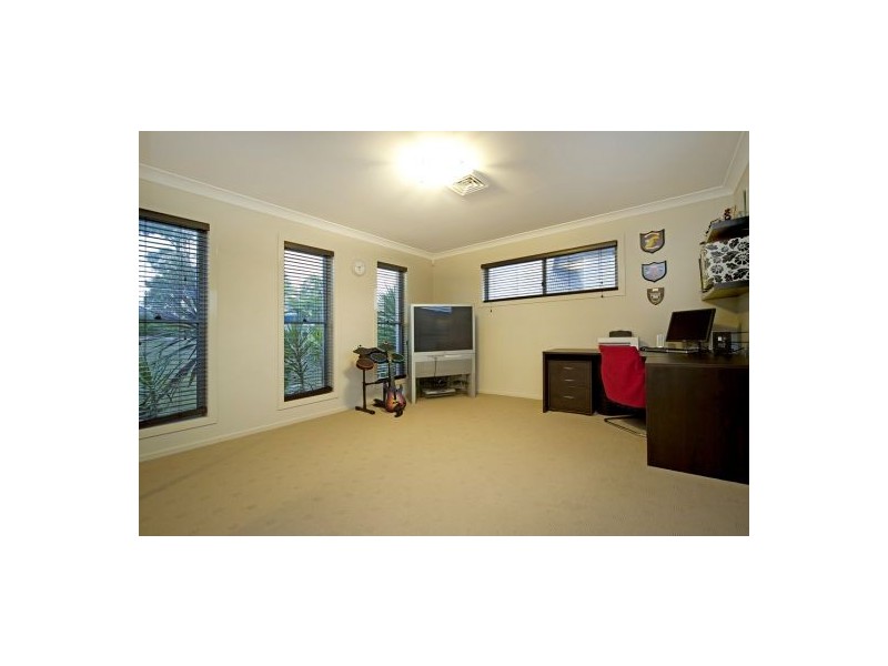8 Mistral Lane, Coomera Waters QLD 4209
