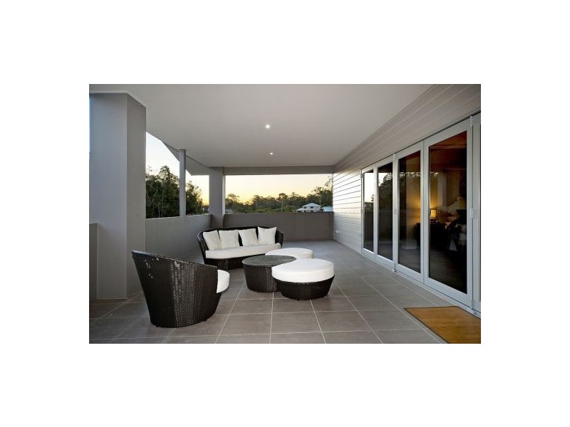 5 Ruthean Circuit, Coomera Waters QLD 4209