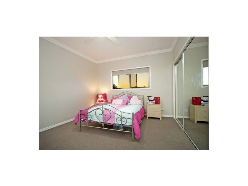 5 Ruthean Circuit, Coomera Waters QLD 4209