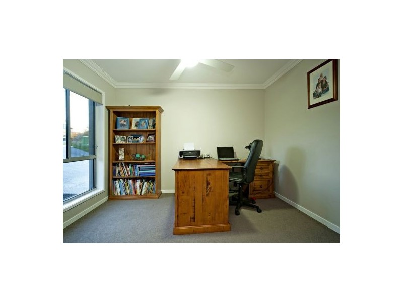 5 Ruthean Circuit, Coomera Waters QLD 4209
