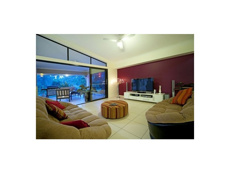 2 Slipstream Road, Coomera Waters QLD 4209