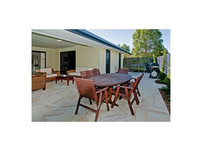 3 Yendys Lane, Coomera Waters QLD 4209