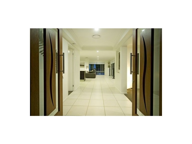 29 Solo Place, Coomera Waters QLD 4209