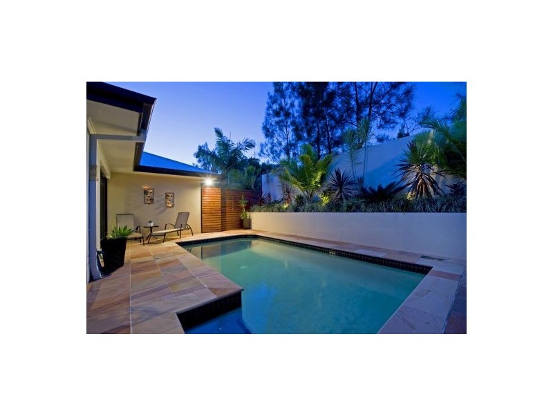 32  Pathfinder Road, Coomera Waters QLD 4209
