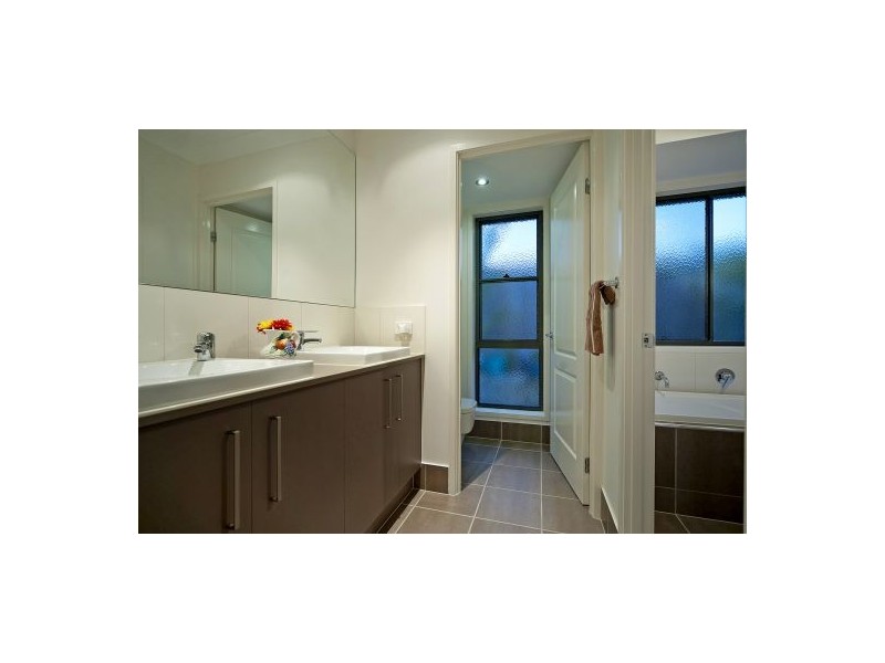 49 Impeccable Circuit, Coomera Waters QLD 4209