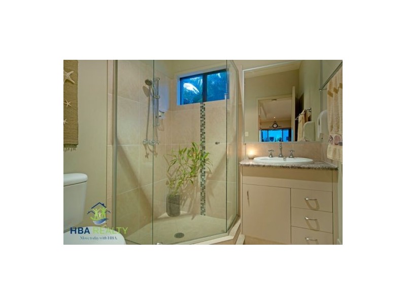 20 Pacha Close, Coomera Waters QLD 4209