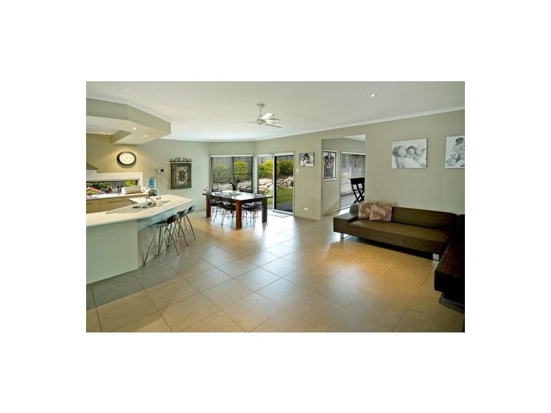 20 Slipstream Road, Coomera Waters QLD 4209