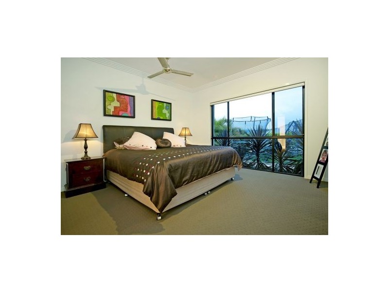 17 Ceil Circuit, Coomera Waters QLD 4209