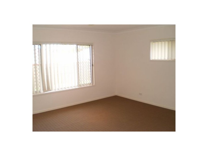 4 Glenafton Cct, Ormeau QLD 4208