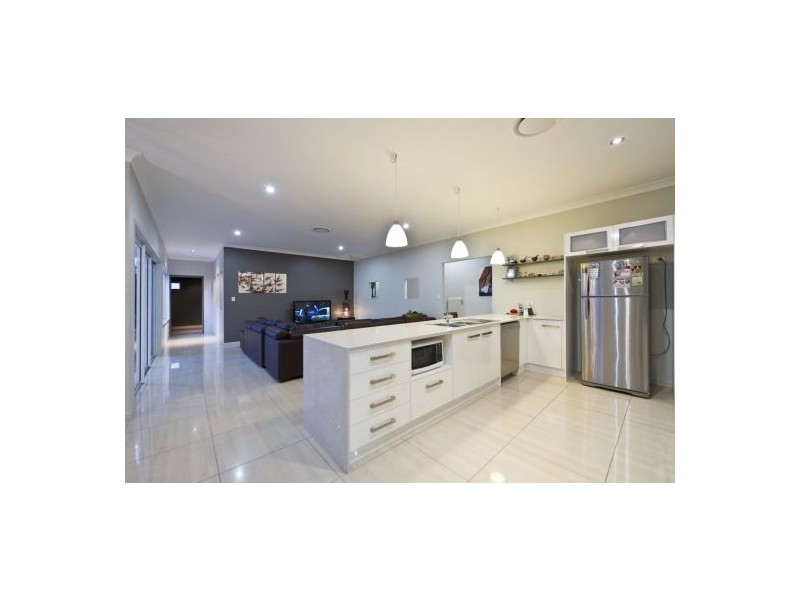 4 Elusive Road, Coomera Waters QLD 4209