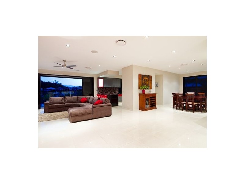 13 Westward Way, Coomera Waters QLD 4209