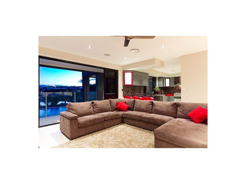 13 Westward Way, Coomera Waters QLD 4209