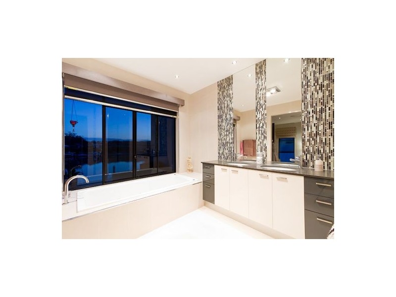 13 Westward Way, Coomera Waters QLD 4209