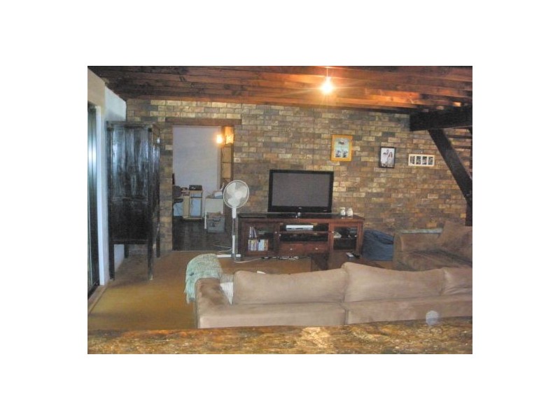 828 Ashmore Road, Molendinar QLD 4214