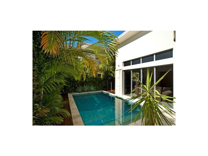 9 Buccaneer Way, Coomera Waters QLD 4209