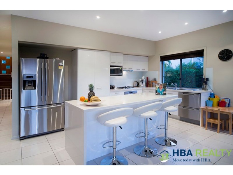 8 Mistral Lane, Coomera Waters QLD 4209